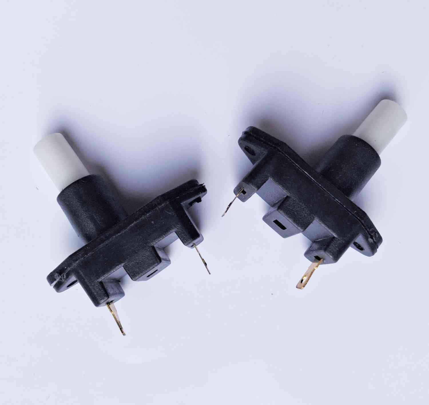 Picsart_25-11-29_20-25-07-914 Black Safety Heater Switch